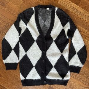 Diamond Patterned Cardigan